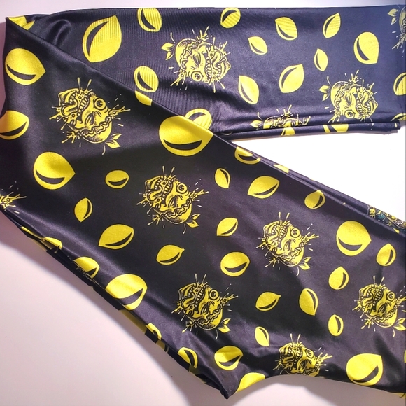 NWT Miss Mary Jane Leggings Size Medium - Picture 4 of 9